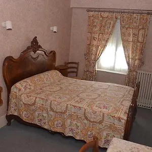https://hotel-du-commerce-pont-de-vaux.hotels-rhonealpes.com